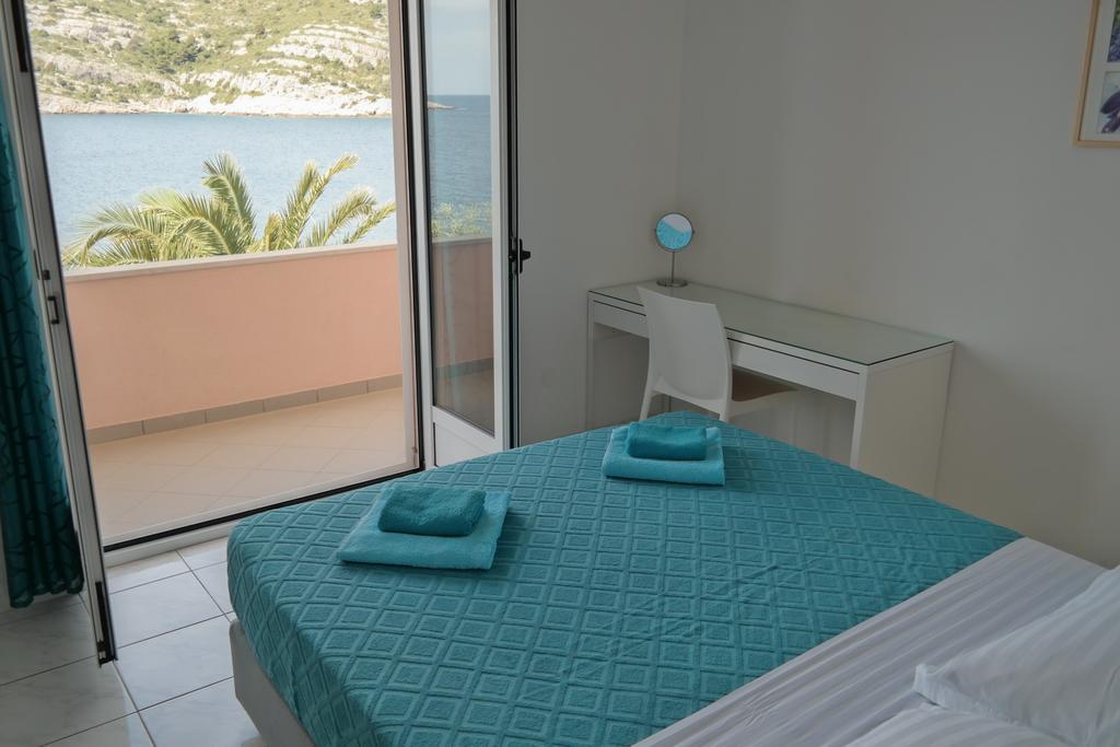 Direkt Am Meer-Apartments Puntaplanka Rogoznica  Extérieur photo
