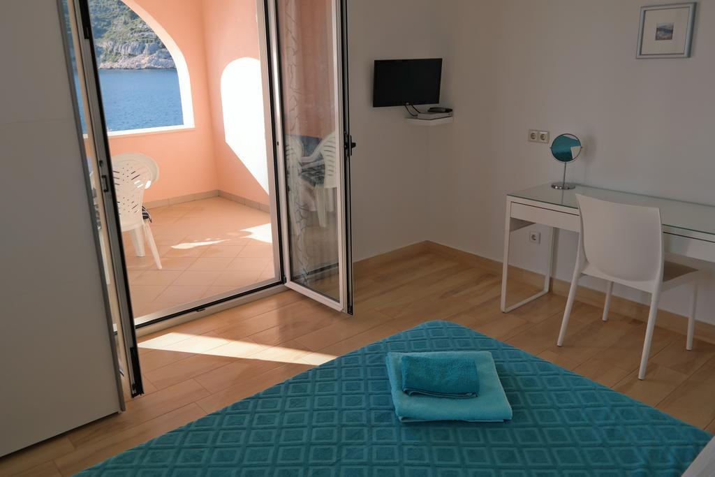 Direkt Am Meer-Apartments Puntaplanka Rogoznica  Extérieur photo
