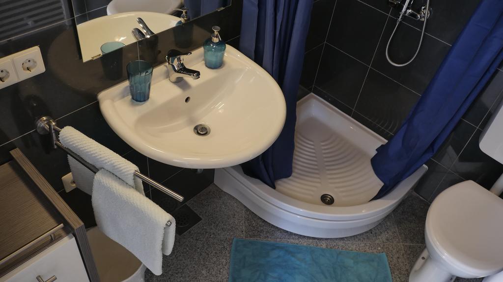 Direkt Am Meer-Apartments Puntaplanka Rogoznica  Extérieur photo